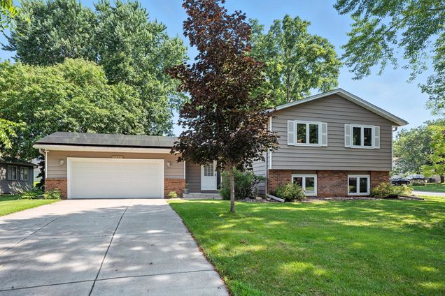 4313 Bear Path Trail