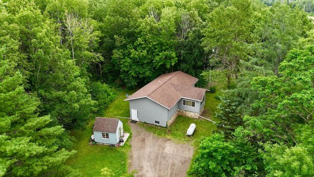 35022 125th Avenue Onamia, MN House Active - Photo 1 of 33. Opens carousel modal