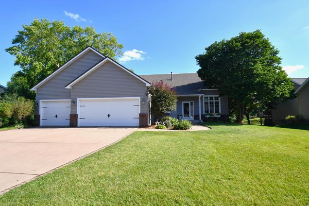 1580 Meadowview Trail