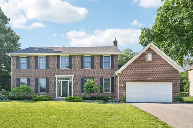 1477x Langdon Place Eden Prairie, MN House Active - Photo 1 of 60. Opens carousel modal