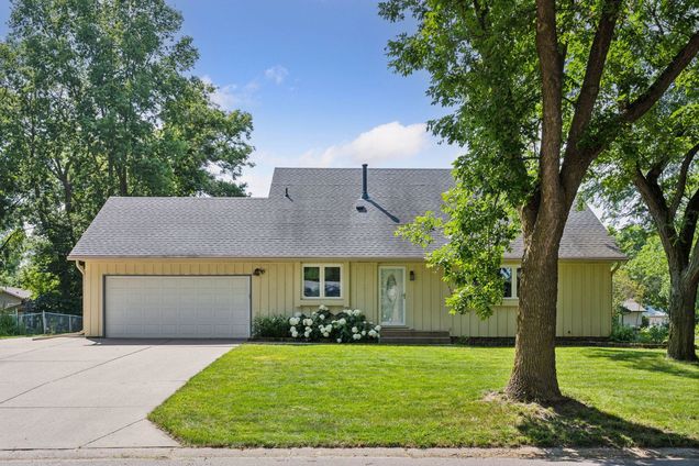 10655 103rd Avenue N Maple Grove, MN House Active - Photo 1 of 42. Opens carousel modal