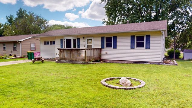 908 S 3rd Avenue Albert Lea, MN House Active - Photo 1 of 40. Opens carousel modal