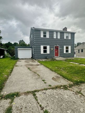 236 Lakehill Drive