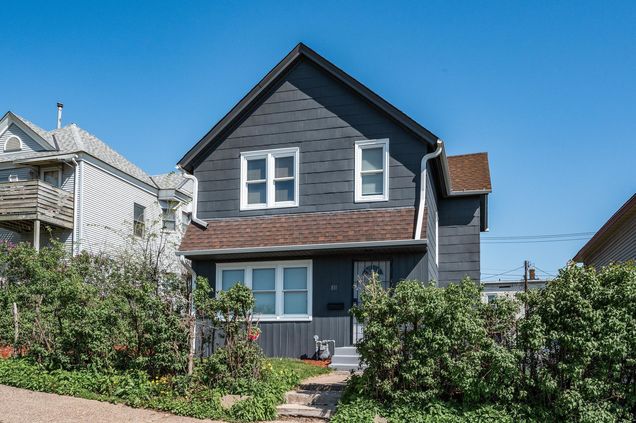 811 York Avenue Saint Paul, MN House Active - Photo 1 of 29. Opens carousel modal