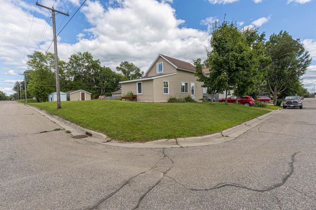 501 Oak Street Alexandria, MN House Active - Photo 1 of 25. Opens carousel modal