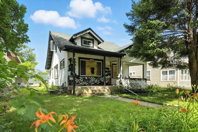 4150 30th Avenue S Minneapolis, MN House Active - Photo 1 of 16. Opens carousel modal