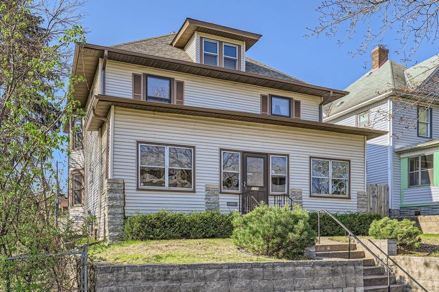 1118 Marshall Avenue