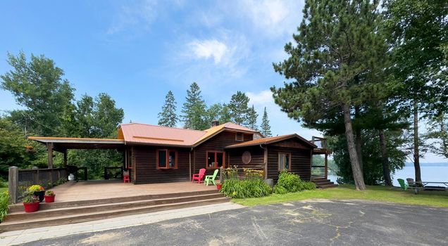 8921 Palm Road Britt, MN House Active - Photo 1 of 42. Opens carousel modal