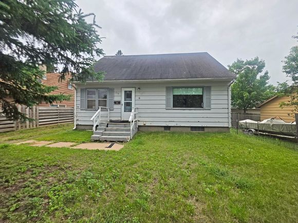 716 E 37th Street Hibbing, MN House Active - Photo 1 of 11. Opens carousel modal