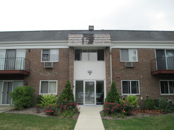 10385 Dearlove Road Unit 2E GLENVIEW, IL Condo Sold - Photo 1 of 8. Opens carousel modal