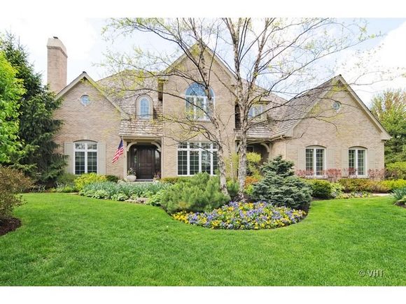 400 Farrington Drive LINCOLNSHIRE, IL House Sold - Photo 1 of 25. Opens carousel modal