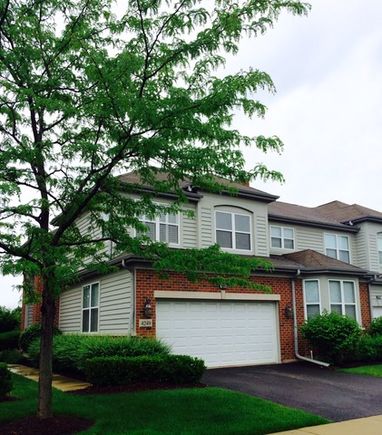 4249 Henry Way NORTHBROOK, IL Townhouse Sold - Photo 1 of 8. Opens carousel modal