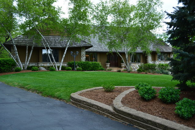 4 Seneca Avenue W HAWTHORN WOODS, IL House Sold - Photo 1 of 25. Opens carousel modal