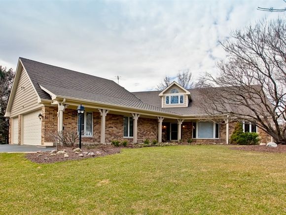 7 Seneca Avenue W HAWTHORN WOODS, IL House Sold - Photo 1 of 25. Opens carousel modal