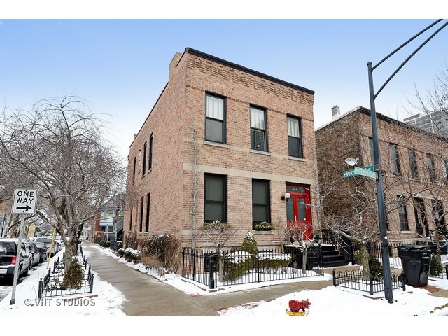 242 W Saint Paul Ave  