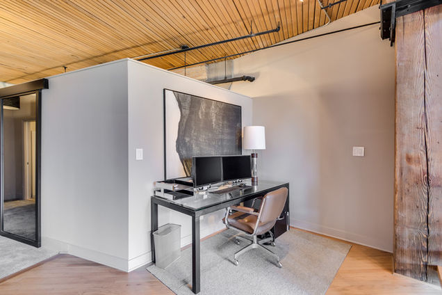 411 W Ontario Street Unit 504 - Photo 12 of 25