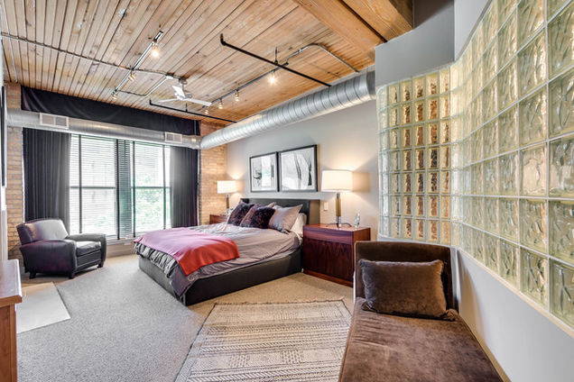 411 W Ontario Street Unit 504 - Photo 13 of 25