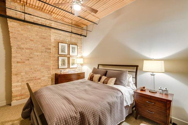 411 W Ontario Street Unit 504 - Photo 19 of 25