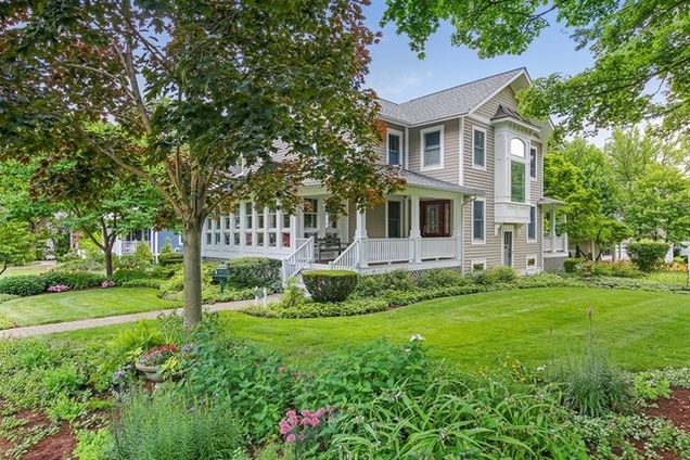 330 W Maple St Hinsdale Il Estately Mls