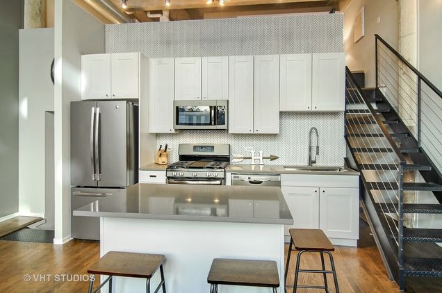 2000 S Michigan Avenue Unit 103 - Photo 7 of 17