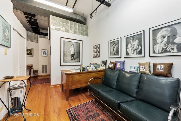 1617 S Michigan Avenue Unit 2 - Photo 1 of 12