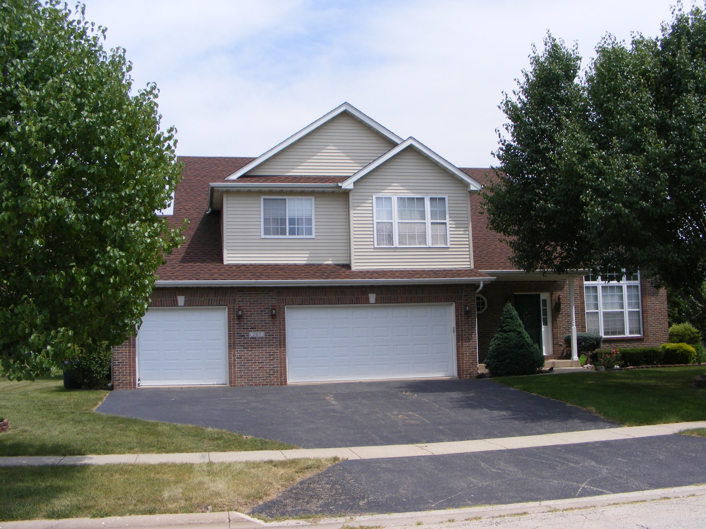 207 Taylor Ridge, Belvidere, IL 61008 Estately 🧡 MLS 10017409