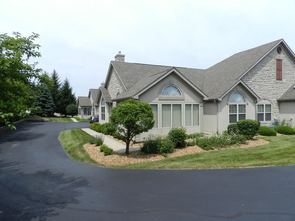 18229 Murphy Circle Unit 18229 TINLEY PARK, IL Townhouse Sold - Photo 1 of 38. Opens carousel modal
