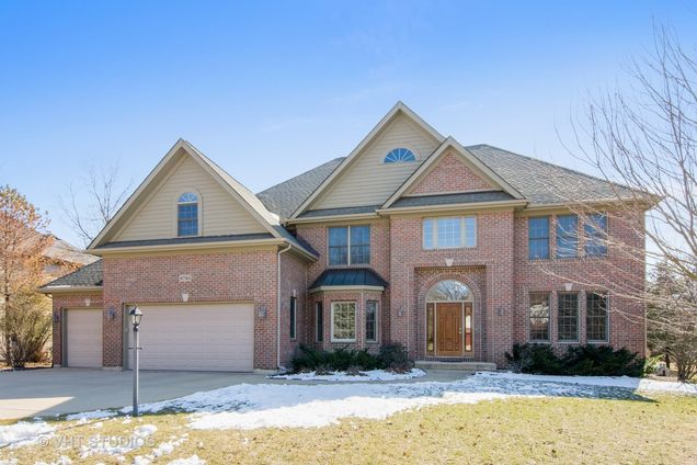 8705 Shade Tree Circle LAKEWOOD, IL House Sold - Photo 1 of 33. Opens carousel modal