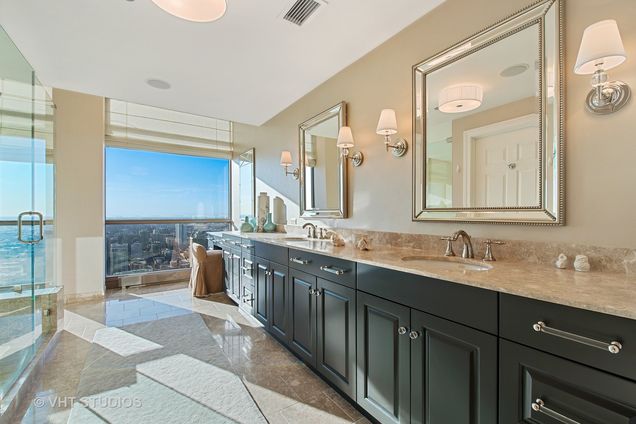 21 E Huron Street Unit 4601 - Photo 13 of 28