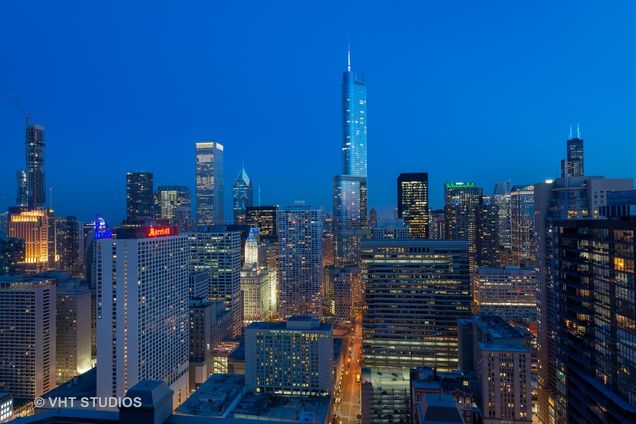 21 E Huron Street Unit 4601 - Photo 23 of 28