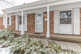 209 W Royal Drive