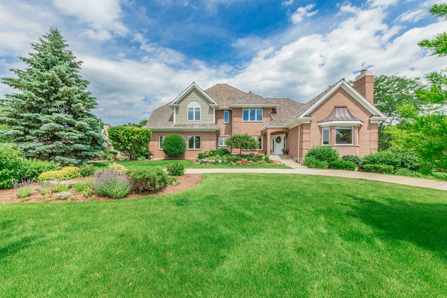 4 Harvest Glen Court HAWTHORN WOODS, IL House Sold - Photo 1 of 49. Opens carousel modal