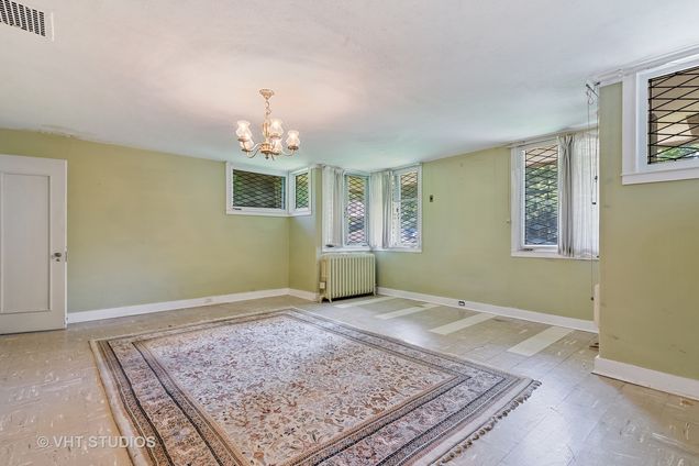 507 Lake Avenue Wilmette, IL House Sold - Photo 25 of 41. Opens carousel modal
