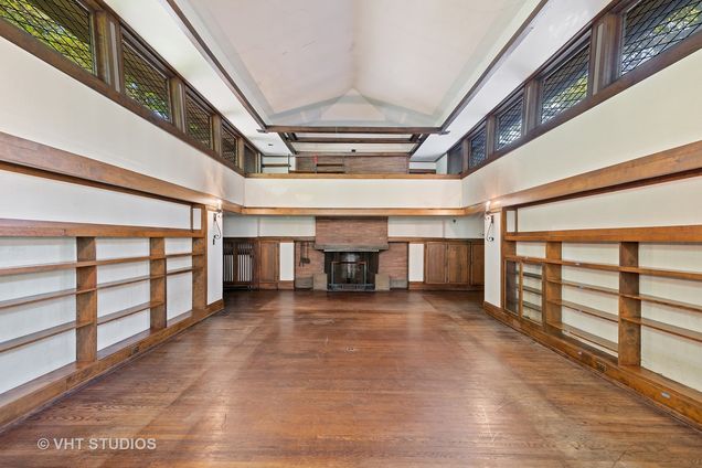 507 Lake Avenue Wilmette, IL House Sold - Photo 9 of 41. Opens carousel modal
