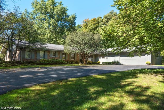 670 Tanglewood Court Lake Forest, IL House Sold - Photo 1 of 25. Opens carousel modal