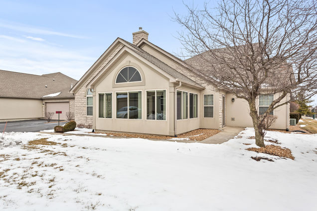 18265 Murphy Circle Unit 18265 Tinley Park, IL Condo Sold - Photo 1 of 10. Opens carousel modal