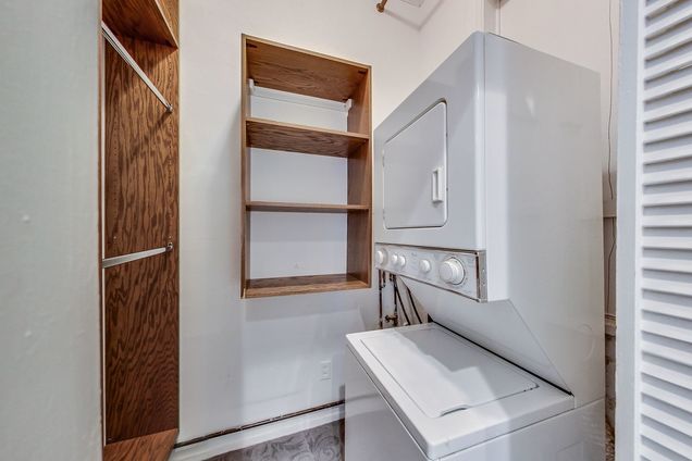 1325 N Dearborn Parkway Unit 2 - Photo 16 of 21