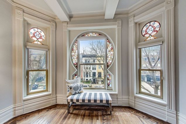 1325 N Dearborn Parkway Unit 2 - Photo 4 of 21