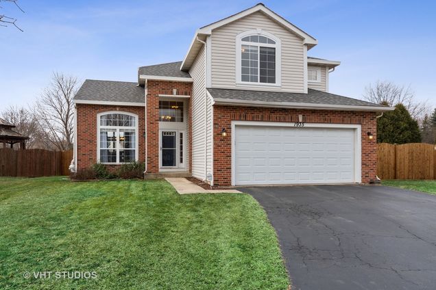 1935 Spice Circle Naperville, IL House Sold - Photo 1 of 24. Opens carousel modal