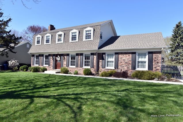 114 Brookfield Lane Geneva, IL House Sold - Photo 1 of 35. Opens carousel modal