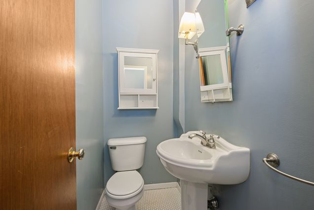 5544 N Magnolia Avenue - Photo 8 of 24