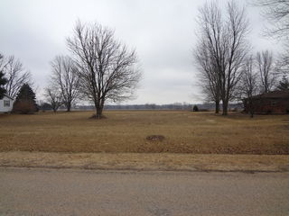 2528 N 45th Road