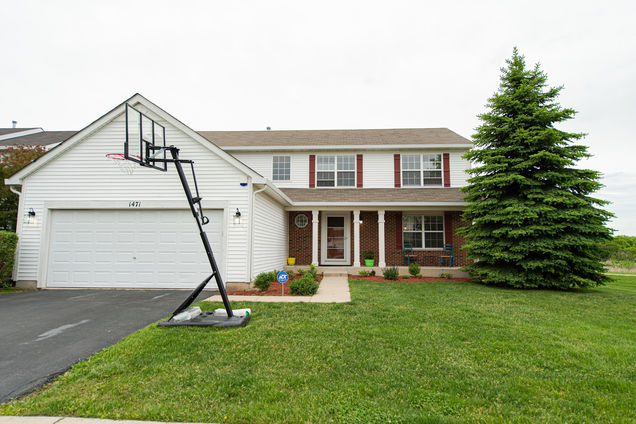 1471 Cord Grass Trail Woodstock, IL House Sold - Photo 1 of 41. Opens carousel modal