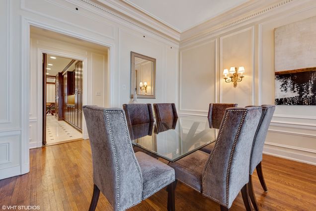 999 N Lake Shore Drive Unit 2C - Photo 10 of 36