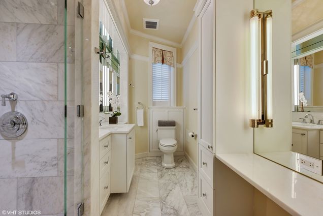 999 N Lake Shore Drive Unit 2C - Photo 22 of 36