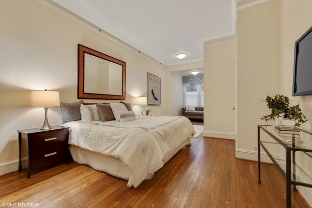 999 N Lake Shore Drive Unit 2C - Photo 24 of 36