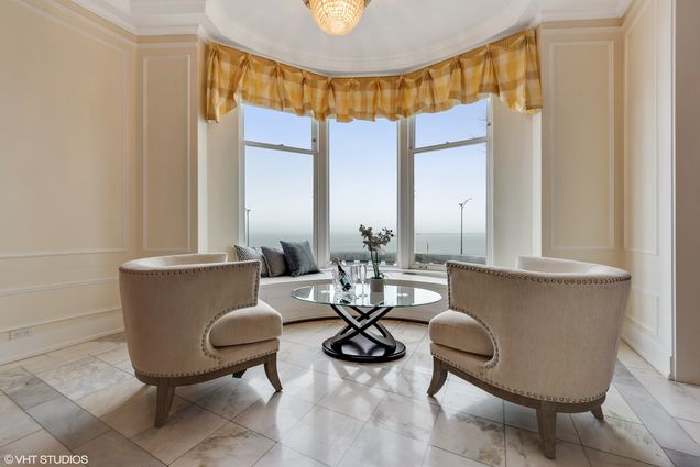 999 N Lake Shore Drive Unit 2C - Photo 8 of 36