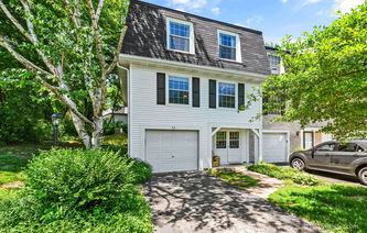 60 Hickory Lane