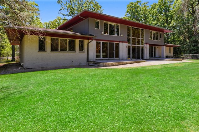 2480 Duffy Lane - Photo 18 of 24