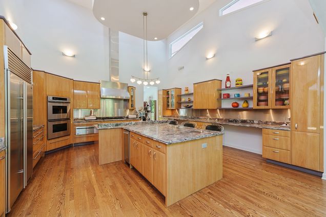 2480 Duffy Lane - Photo 5 of 24